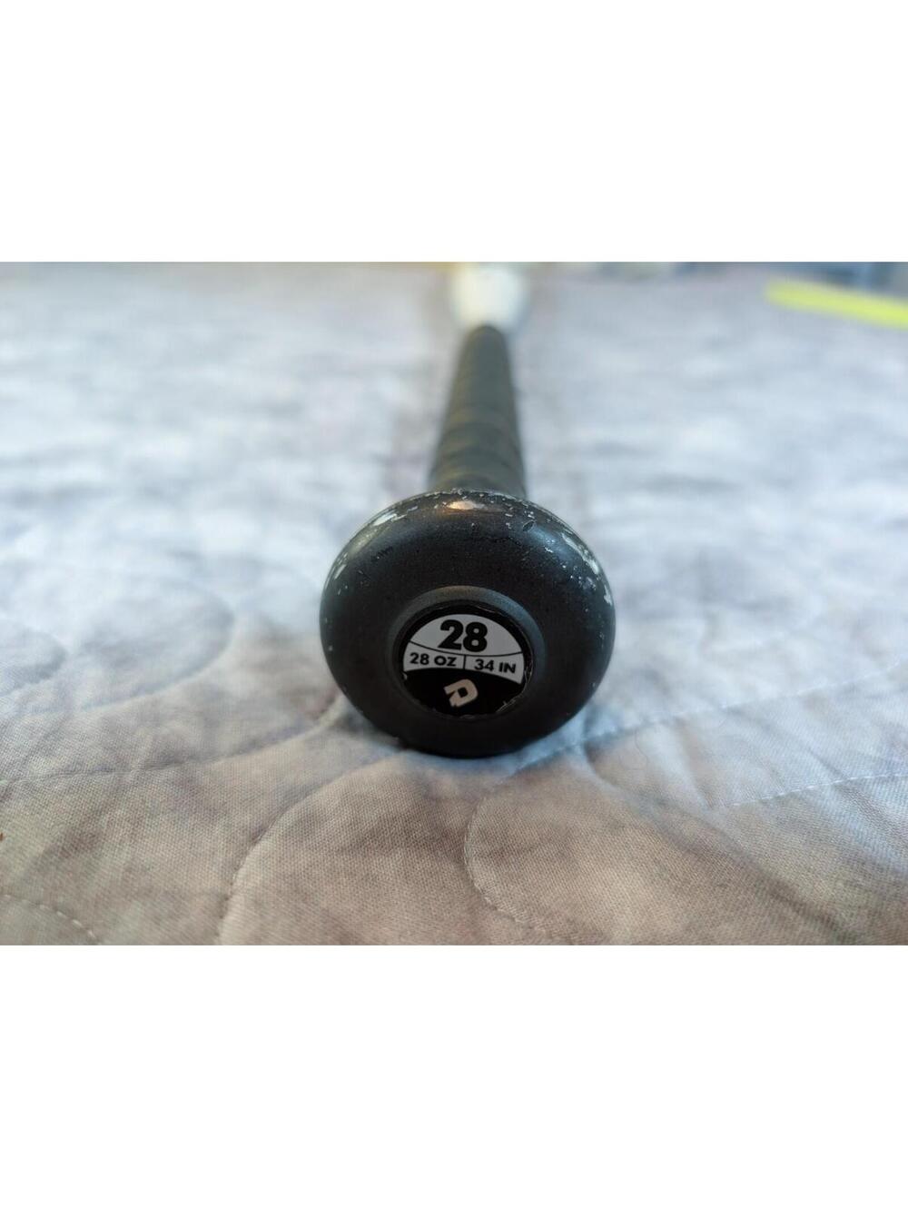 DeMarini Uprising Youth Baseball Bat 28 oz 34 in White Green Aluminum - Picture 6 of 7